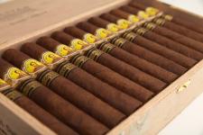 Bolivar Edicion Limitada packaging